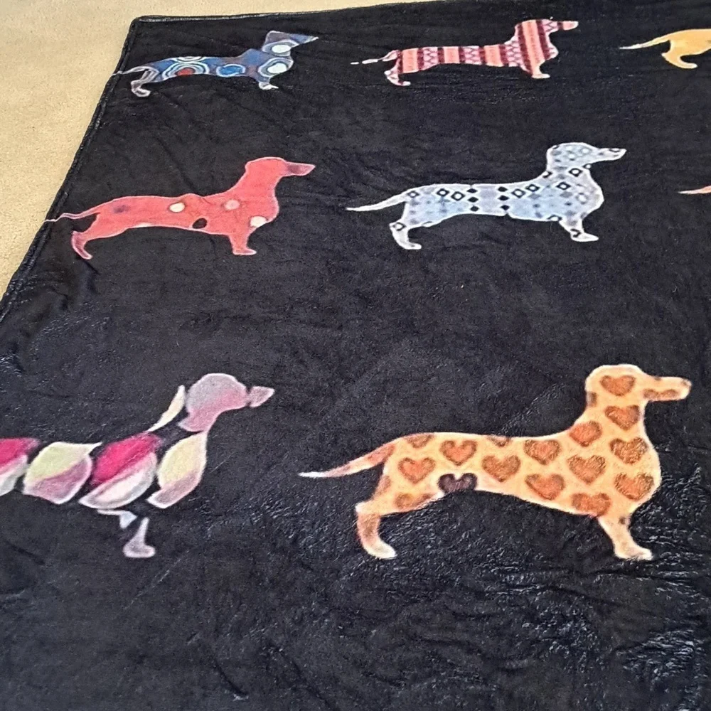 👻Colorful Dachshund Dog 👻Blanket 59 X 72 New No Tag